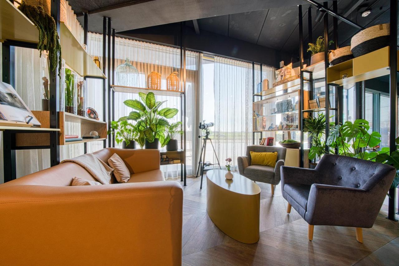 NinetyNine Amsterdam Airport Hotel Hoofddorp Buitenkant foto