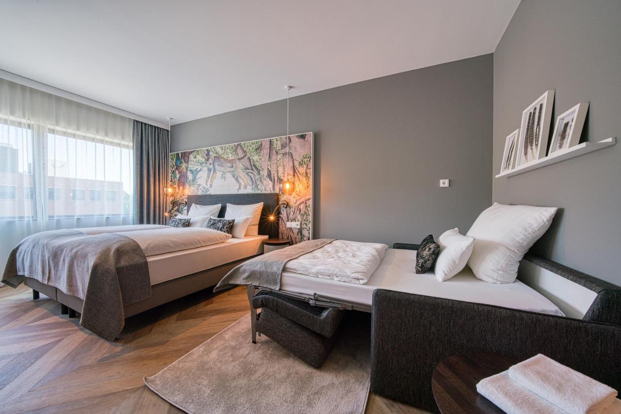 NinetyNine Amsterdam Airport Hotel Hoofddorp Buitenkant foto